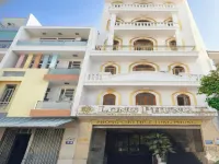 Collection O Long Phung Hotel Các khách sạn gần Quận 6