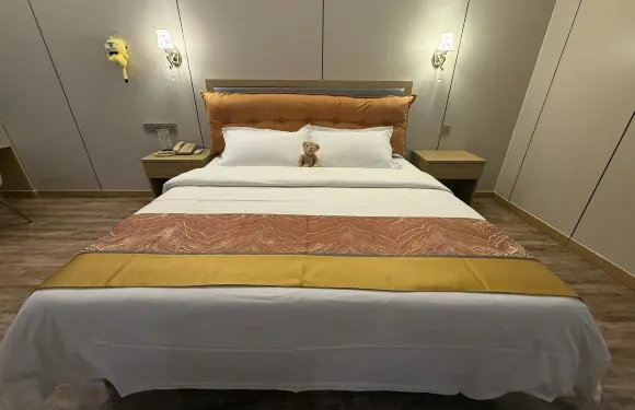 都市逸芸商務酒店（保定澇源縣店）