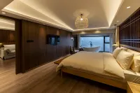 HOTEL TANH