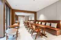 Pengshan Four Seasons River View Hotel - Aamiainen