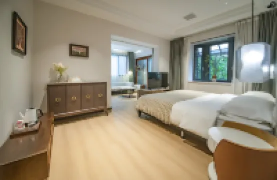 Nanfeng Hotel