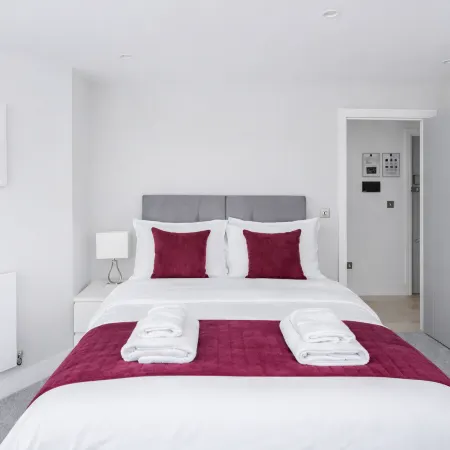 Roomspace Serviced Apartments- Walpole Court