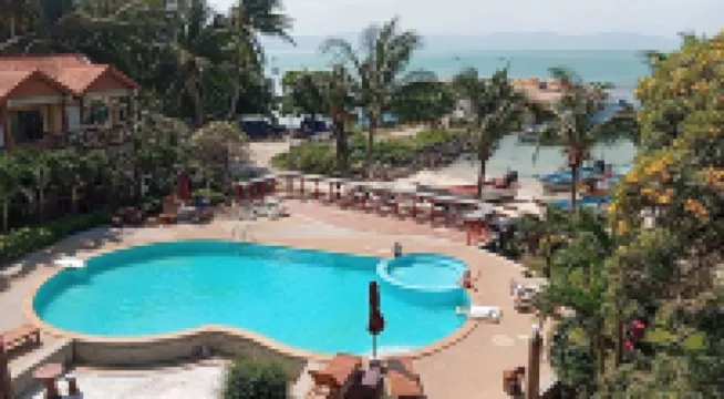 Friendly Resort Hotels near Haad Rin Beach