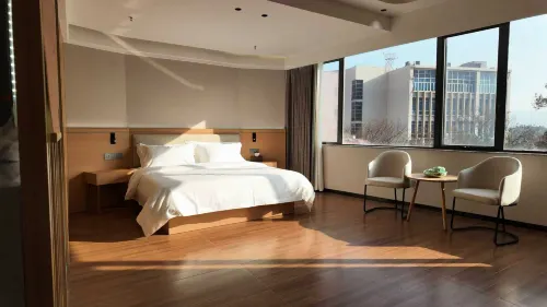 Xiongzhou Grand Hotel - parcheggio