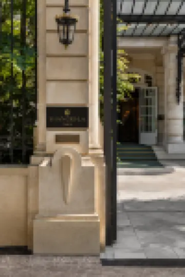 Shangri-La Paris