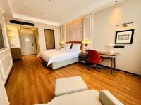 Christine Hotel (Baotou Yiji Group)
