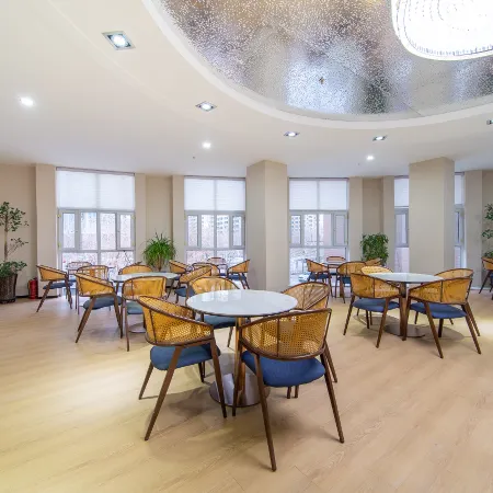 Xinjiang Fuyou International Hotel (Changji HuayangRoad)