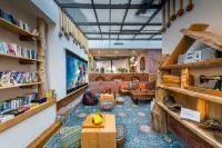Jiangsu·Jinxi Surprise Castle Resort Homestay (Buerjin Kanas Taqiao Branch)