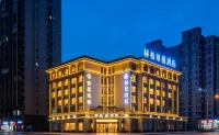Hebei Zhenyue Hotel (Loudi Zhushan Park Jixing Financial Plaza Branch) - Mountain view