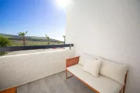 La Perle Dorée – Sea View