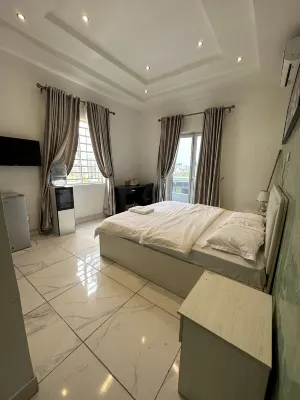 zhongyou guest house - 送迎