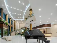 Chang Xing He Ping Square Rambo Crown Hotel