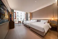 eLong Hotel (Chizhou Qingyang Jiuhuashan Scenic Area Jiuzi Ancient Town)