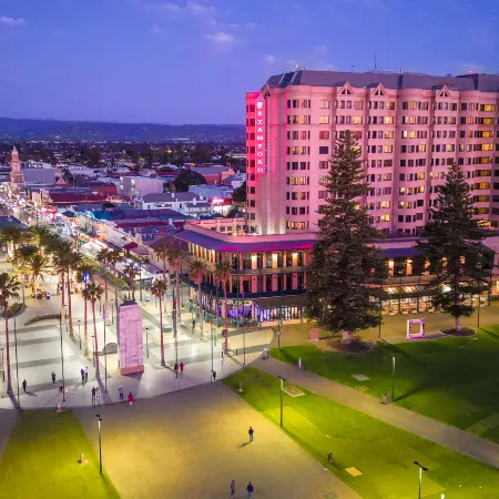Stamford Grand Adelaide
