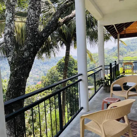 Suki Villa with free Breakfast