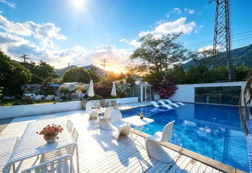 Walking Mountain Country Moganshan French Hot Spring Light Luxury Meishu - Water Park