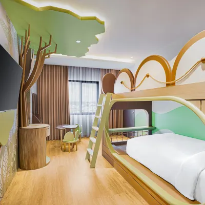 Fox Hotel Nagoya Batam Hotels near Batam City Square Mall
