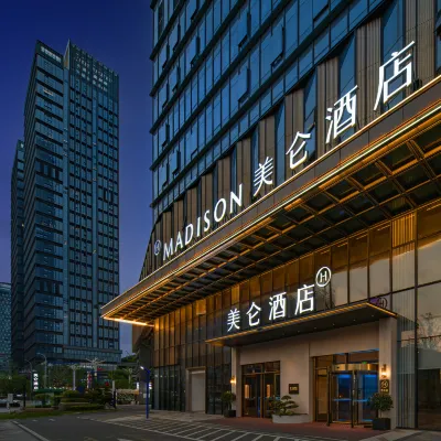 Guiyang North Railway Station West Square Madison Hotel Hotels near Guiyangbei Railway Station