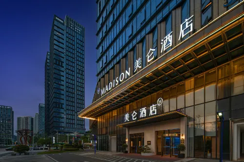 貴陽北站西廣場美侖飯店