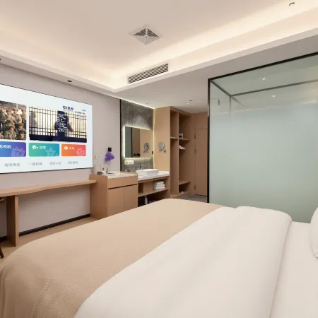 Anlan International Hotel (Huangguoshu Avenue RT-Mart Branch)