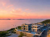Pingtan That Sea·Sea View Holiday Homestay (Changjiang Ao Branch) - Pools