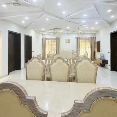 Huayu Homestay