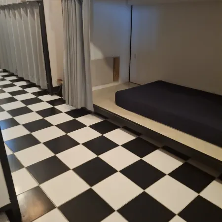 Wahaha guesthouse Отели рядом с достопримечательностью «Пляж Пёсон»