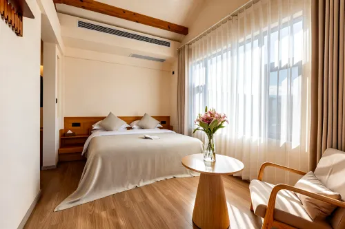 Shaxi Ancient Town Zhulü Homestay - parking