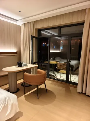 Jiangjia Homestay - parking