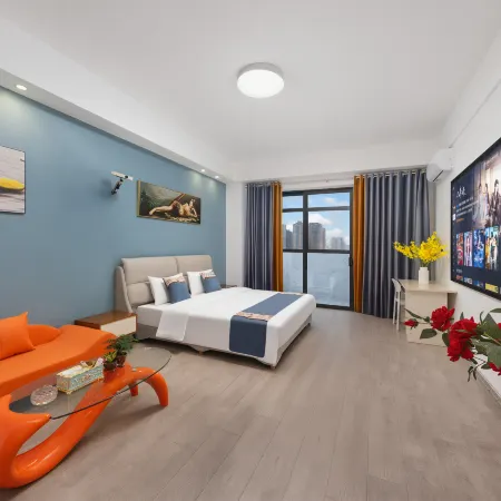 Lijing Light Luxury Apartment (Ningde Railway Station)