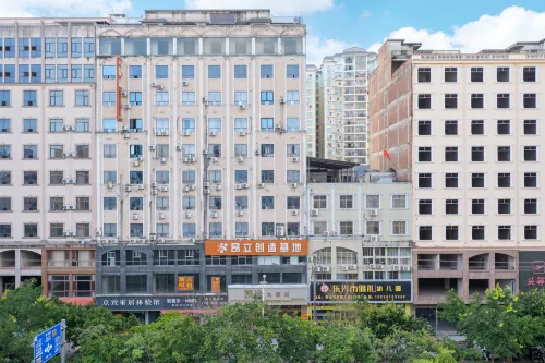 Dongxing Fuyue Hotel - Bintang 2