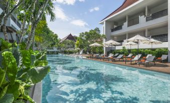 Kahavadi Chiang Rai, Curio Collection By Hilton