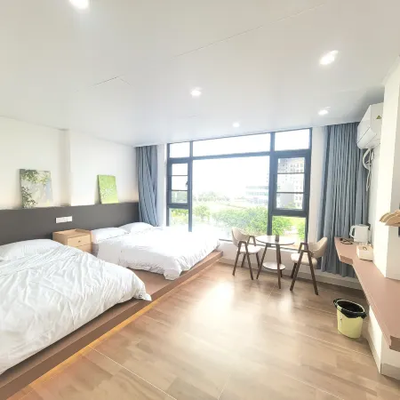 Haibian Village Apartment (Pearl Bay)