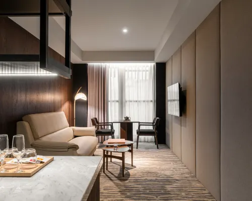 Lunaris Hotel Hotels near Siziwan