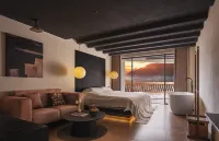 Guzang Hall · 1542 Folkscape Inn - 4-Sterne