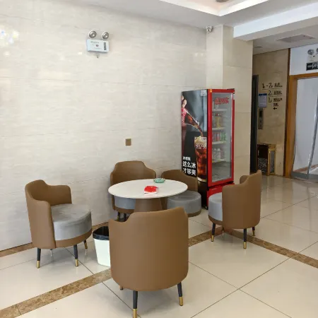 Lifeng Serviced Apartment (Longkou Wenlai Street High Speed Railway Station)