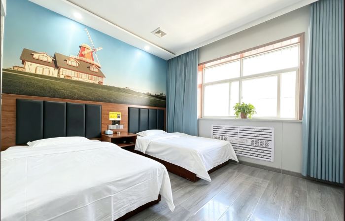 Wangji Hotel (Yulin College Old Street)