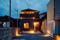 Spacious modern Japanese home, 3 min to JR Nikko - Villas