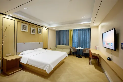 Yingyi Smart Hotel (Wuyue Plaza · Sixth People's Hospital) - พร้อมระเบียง