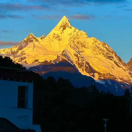 High Mountain Resort – Meili Hotel