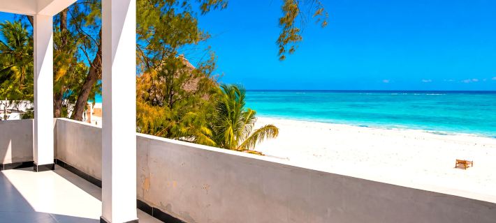 Uroa Beachfront 2BR • Balcony • Free Wi-Fi Hotels in Kati