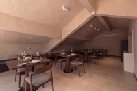 Senyu · Huguali | French-Style Lakeside Resort Retreat (Fuxian Lake Guanglong Town) - breakfast