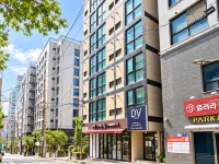 Ewha Red Cloud Box Hotel in zona Tempio Bongwonsa