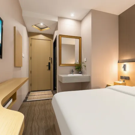 Bin Huilanting Hotel (Ma'anshan High-Speed Rail East Station)