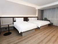 HanTing Hotel (Shijiazhuang Yuhua Wanda Plaza) Hotels near Earth Science Museum