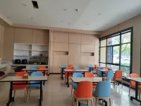 Junting Hotel  (Hong'an Walmart Wanda Plaza Branch) - breakfast
