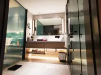 Zhenghe Ramada Plaza Hotel - Parkplatz