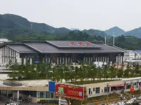 Bijie Xuji Hotel (Bijie High-speed Railway Station)