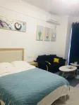 Strawberry Boutique Homestay (Xi'an Lehuacheng International Happy Resort)