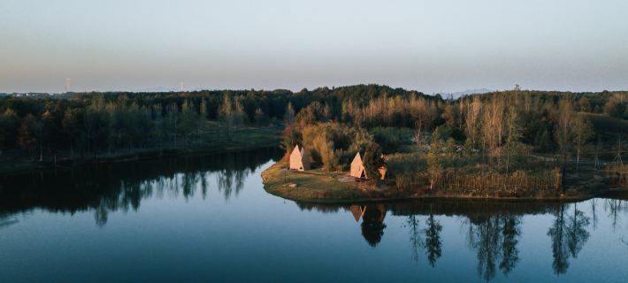 Boxinyu·Muxing Camp Hotels in Hong'an